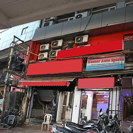 Oyo Hotel New Metro Near Phoenix United Lucknow Exteriör bild